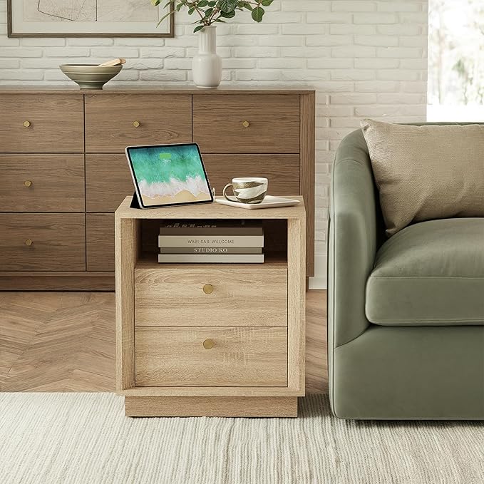 FORTUNETEC Nightstand Set of 2 with Charging Station, Mid Century Modern Nightstand with Wood Grain Texture, Boho End Table with Drawers Storage, Bedside Table for Bedroom Living Room, White Oak