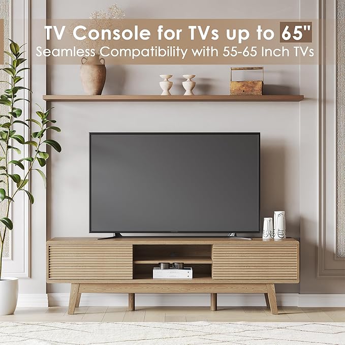 TOLEAD 59" TV Console, Mid Century Modern Media Console for 55/60/65 Inch TV, Low Profile TV Stand with Fluted Sliding Doors, Boho Light Wood Credenza for Living Room, Oak