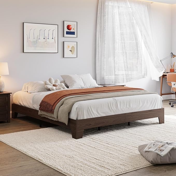 GarveeHome Queen Size Platform Bed Frame, Minimalist Wood Bed Frame No Headboard Needed, Sturdy Low Profile Bed with Natural Wood Grain, Noise-Free & Easy Assembly
