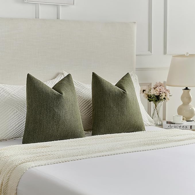 FUTEI Moss Green Chenille Decorative Throw Pillow Covers 12x20 Inch Set of 2,Soft Cozy Faux Linen Textured Lumbar Pillow Cases,Farmhouse Home Decor for Couch Living Room