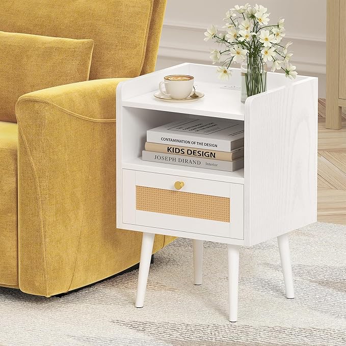 MECHYIN Night Stand Set 2, Nightstands Set of 2 with Charging Station, Rattan Side Tables with Solid Wood Legs, Boho Bedside End Table for Apartment Bedroom Dorm Small Space - White