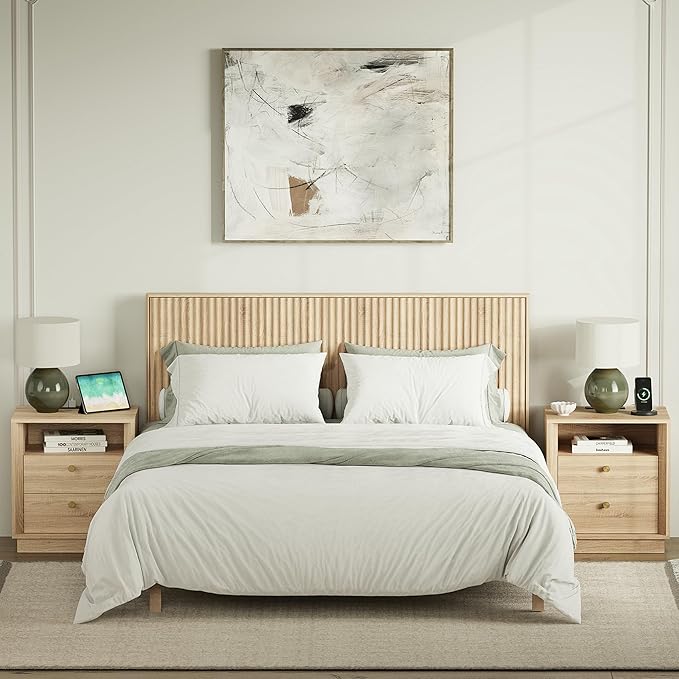 FORTUNETEC Nightstand with Charging Station, Mid Century Modern Nightstand with Wood Grain Texture, Boho End Table with Drawers Storage, Bedside Table for Bedroom Living Room Office, White Oak