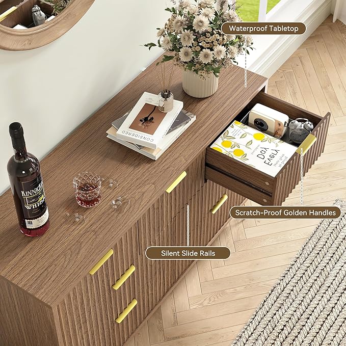 Fluted 7 Drawers Dresser for Bedroom, Wood Dressers with Scratch-Proof Golden Handles, Natural Curved Profile, Modern Chest for Living Room, Hallway, Entryway, Natural Oak